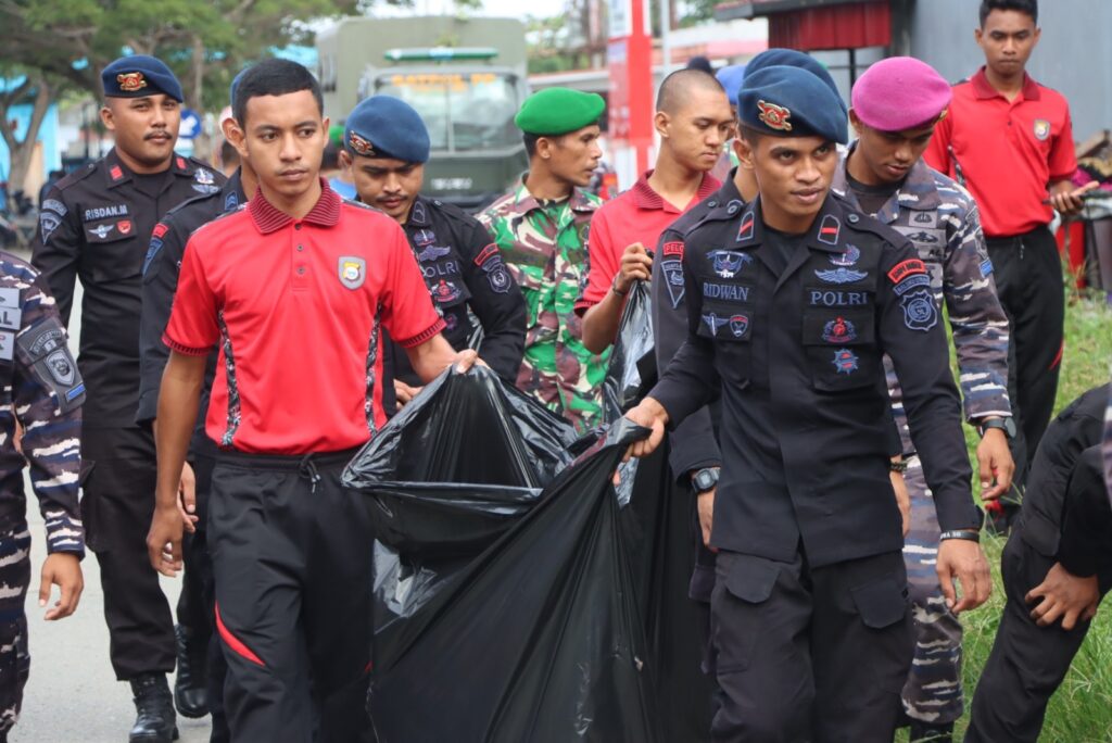 Bersama Satgas Operasi Trisila-24 TNI AL Tahun 2024, Polres Halsel ikut ...